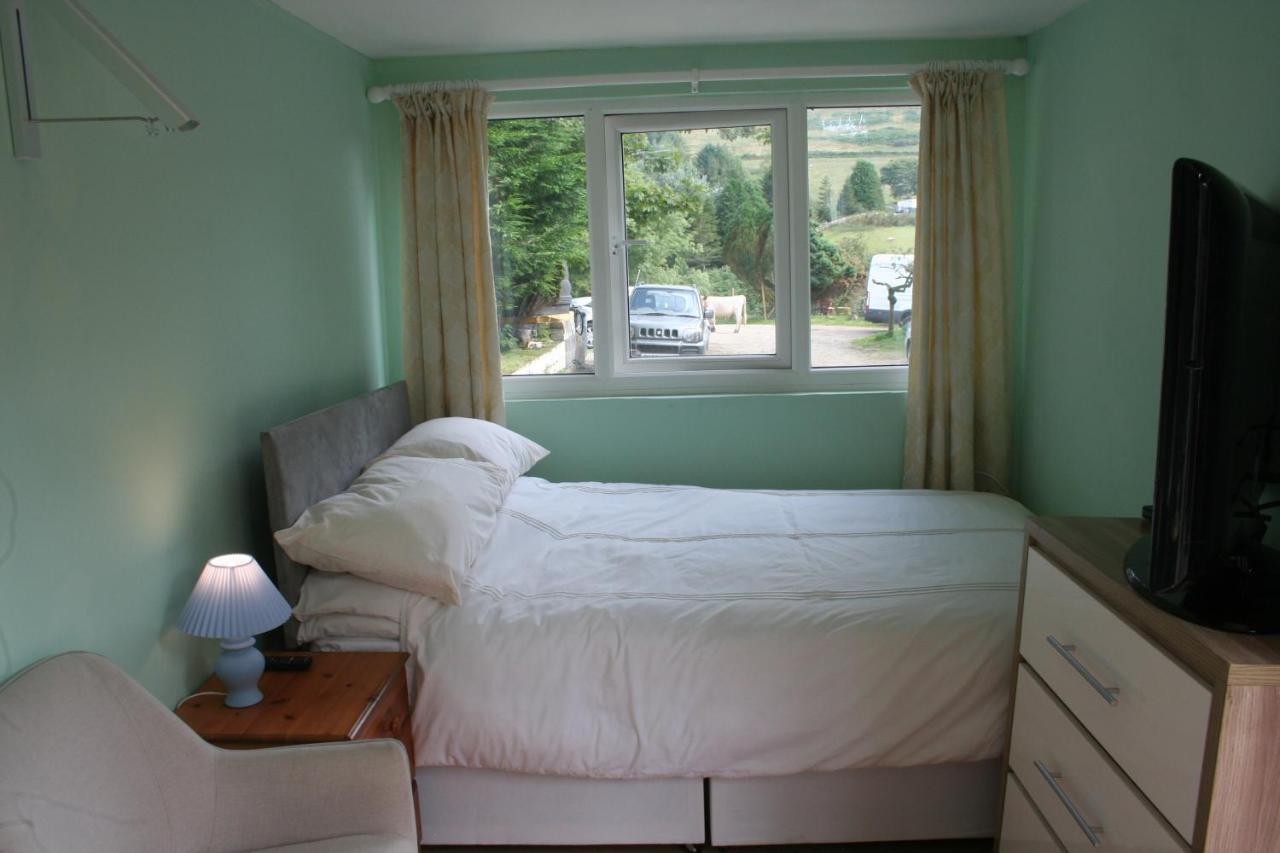 Coynant Farm Guesthouse - Farm Park Stay Свонсі Номер фото